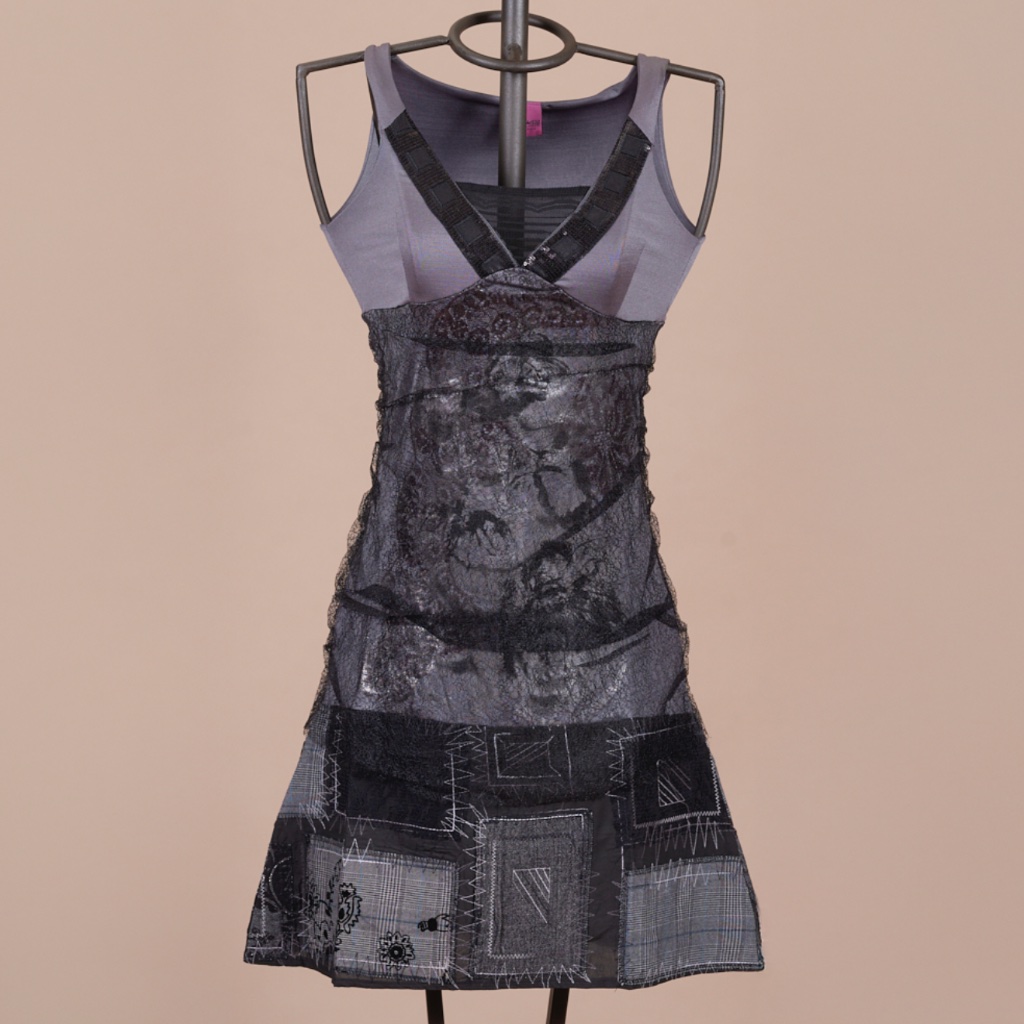 Save The Queen Short Grey Sleeveless Dress